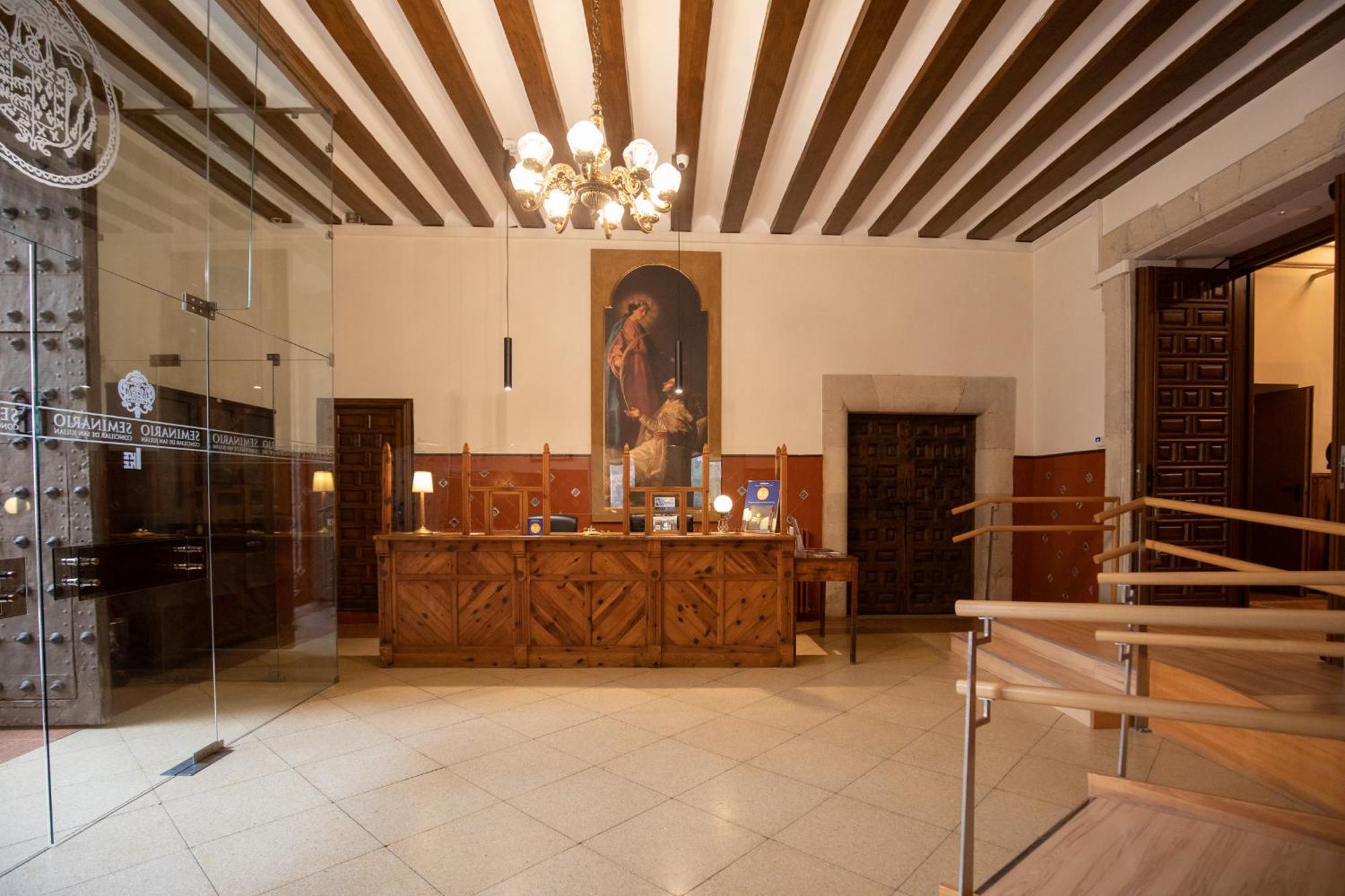 Hospederia Seminario Conciliar De San Julian Hotel Cuenca  Eksteriør billede